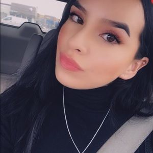 Meet your Posher, Vanessa